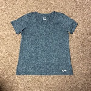 Nike workout tee